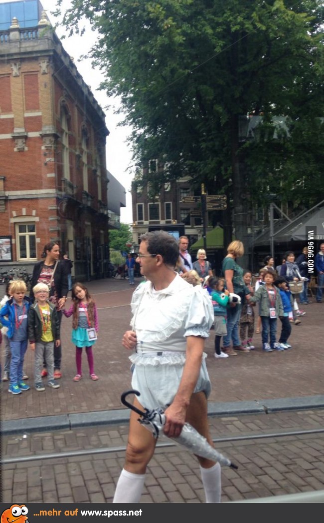 Ein einfacher Amsterdamer Spaziergänger.