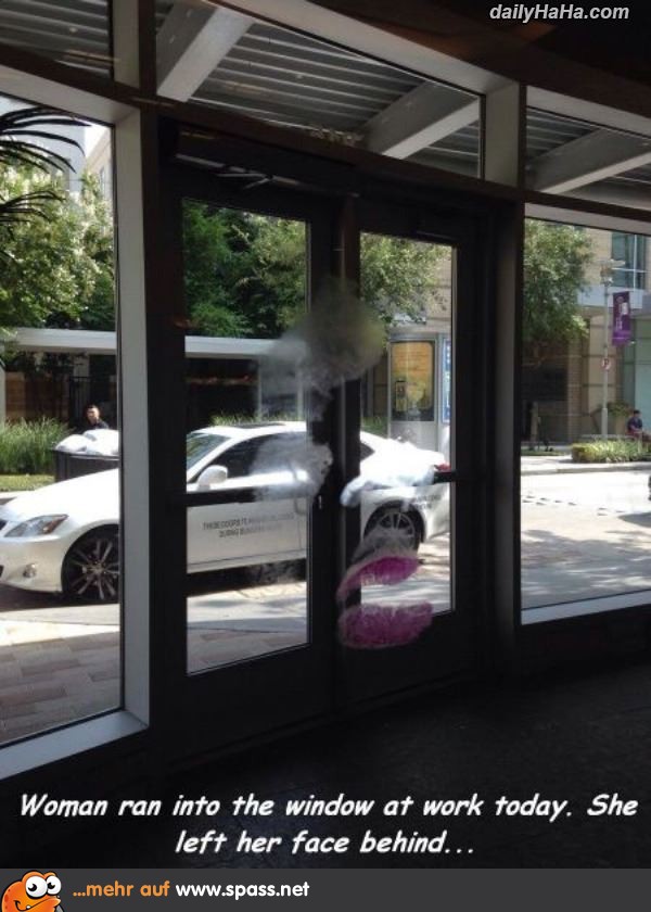 Oder sie wollte einfach das Fenster knutschen.