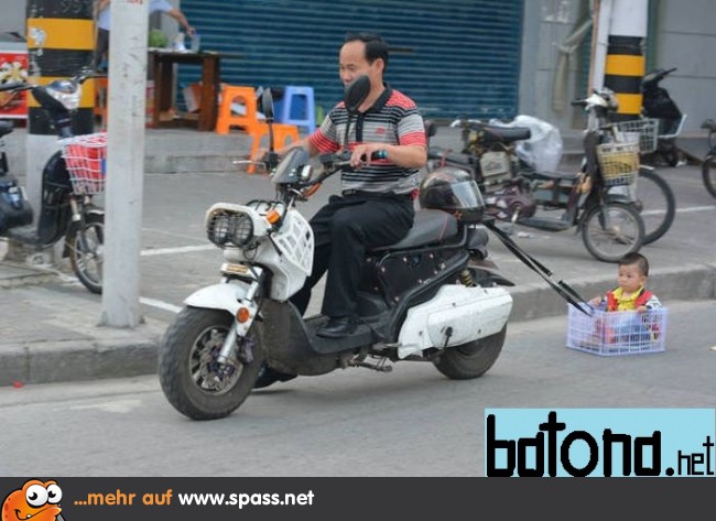 Kind Körbchen Moped