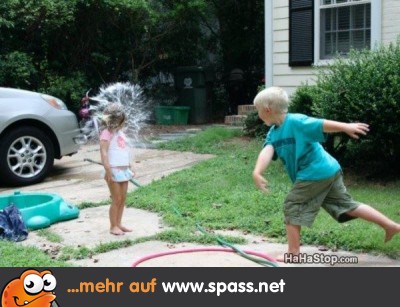 guter Wurf Wasserbombe
