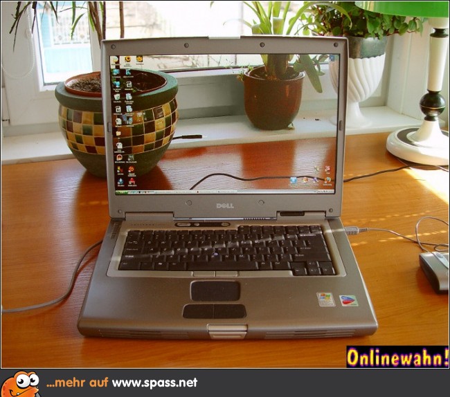 Laptop durchsichtig