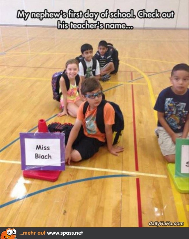 erster Schultag Lehrerin lustiger Name